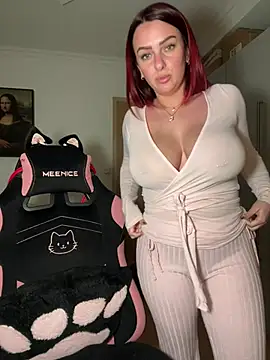 OliviaaFischer online show from 04/06/26, 08:10