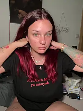 OliviaaFischer online show from 07/18/26, 12:20