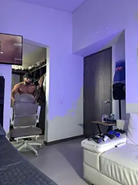 Andrew Johnnson online show from 04/13/26, 05:40