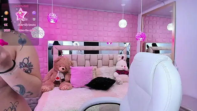  laaura  online show from 03/03/26, 01:06