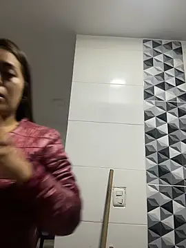 SaraMartinez 1 online show from 02/17/26, 11:07