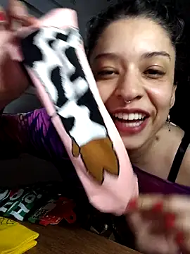 miss carmila1 online show from 11/07/25, 01:38