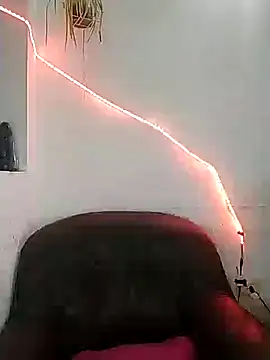 mimigoddesss online show from 10/17/25, 10:12