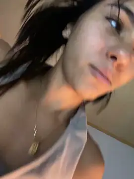 LilybethGray online show from 04/18/26, 11:05