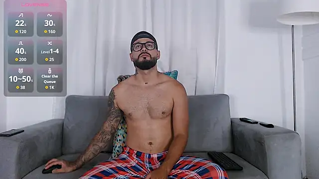 Snapshot of Eric_Evans1 chatting on 09/19/25, 03:19 Eric Evans1 online show from 09/19/25, 03:19