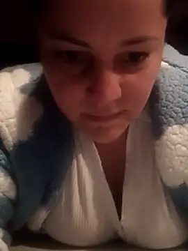 Cassandrina1 online show from 11/27/25, 04:47