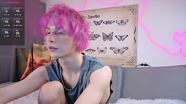 Snapshot of Your_avatar chatting on 01/12/26, 10:26 Your avatar online show from 01/12/26, 10:26