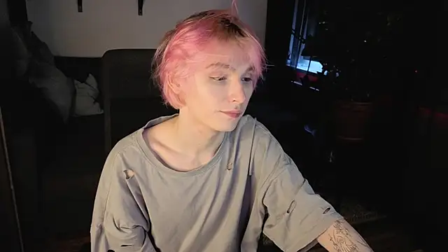 Snapshot of Your_avatar chatting on 02/01/26, 07:34 Your avatar online show from 02/01/26, 07:34