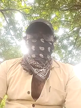 Rangabilla1947 online show from 10/15/25, 10:48