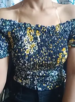 Snapshot of Aashiika1176 chatting on 10/08/25, 10:51 Aashiika1176 online show from 10/08/25, 10:51