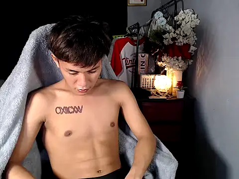 naughtyboyloy 0 online show from 03/08/26, 02:43