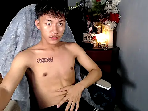 naughtyboyloy 0 online show from 03/28/26, 04:17