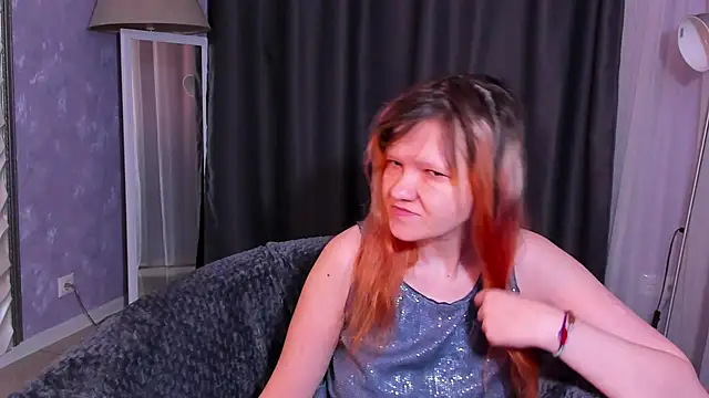 Nora lovvvv online show from 09/10/25, 10:04