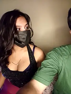 Snapshot of ALEXA_1100 chatting on 10/05/25, 04:16 ALEXA 1100 online show from 10/05/25, 04:16