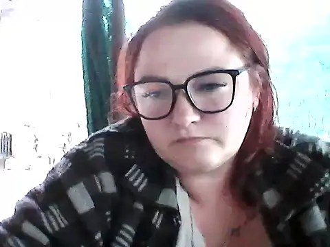 Snapshot of AngelQSky chatting on 09/19/25, 02:18 AngelQSky online show from 09/19/25, 02:18