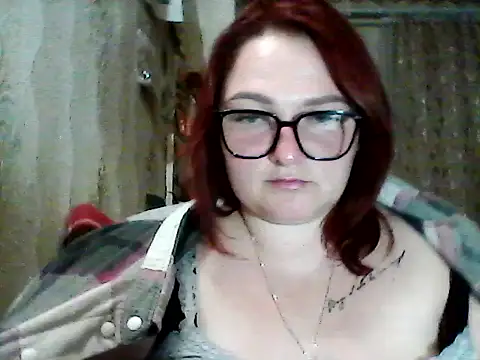 Snapshot of AngelQSky chatting on 09/28/25, 06:02 AngelQSky online show from 09/28/25, 06:02