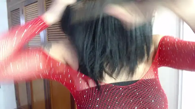 Snapshot of kylie444_ chatting on 10/23/25, 09:46 kylie444  online show from 10/23/25, 09:46