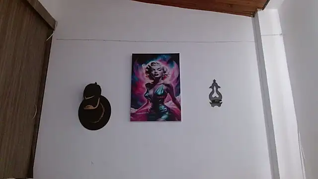 Crystal Star  online show from 03/27/26, 01:00