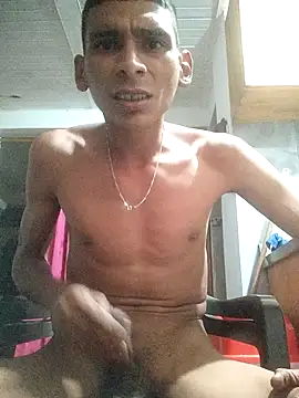 Snapshot of alex_colombiano chatting on 09/17/25, 03:57 alex colombiano online show from 09/17/25, 03:57