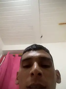 Snapshot of alex_colombiano chatting on 09/26/25, 02:15 alex colombiano online show from 09/26/25, 02:15