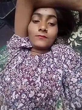 Snapshot of Mohni_singh chatting on 02/09/26, 04:33 Mohni singh online show from 02/09/26, 04:33