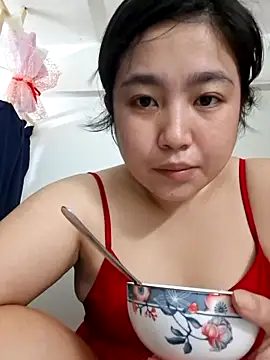 Minn-cute online show from 04/06/26, 02:53