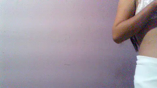 Snapshot of ANNU_484 chatting on 10/17/25, 06:27 ANNU 484 online show from 10/17/25, 06:27