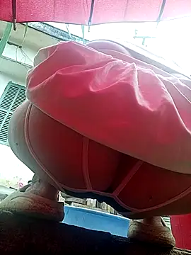 July-Asian online show from 04/19/26, 09:30