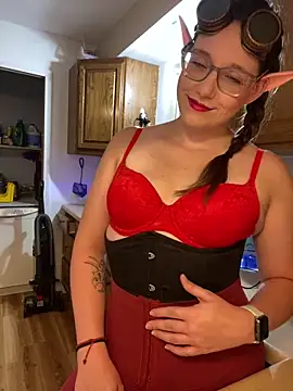 Snapshot of Mommasaurrex chatting on 09/23/25, 01:52 Mommasaurrex online show from 09/23/25, 01:52