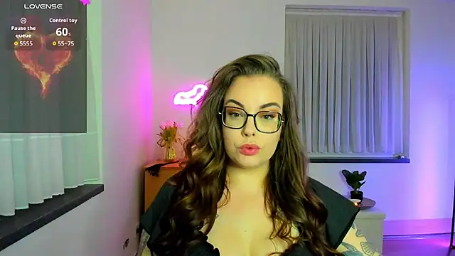 Miss Lucifer6 online show from 02/07/26, 08:12