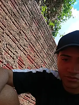 Snapshot of novinho_safado__ chatting on 03/20/26, 04:12 novinho safado online show from 03/20/26, 04:12