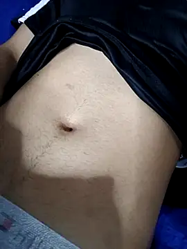 Snapshot of novinho_safado__ chatting on 03/23/26, 11:14 novinho safado online show from 03/23/26, 11:14