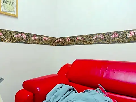 Lulu James online show from 03/07/26, 04:37