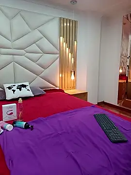 Alana steel 1 online show from 11/21/25, 07:45