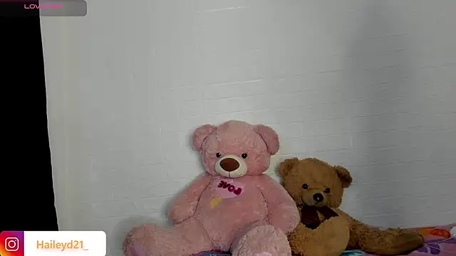 HaileyDuke online show from 04/14/26, 09:10