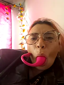 Natalykaty online show from 04/24/26, 09:06