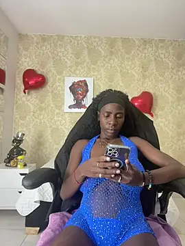 Snapshot of MorenaLush_Eup chatting on 05/15/26, 01:23 MorenaLush Eup online show from 05/15/26, 01:23