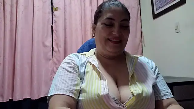 lina maria99 online show from 03/06/26, 06:43