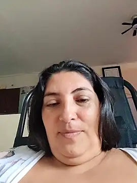 Snapshot of lina_maria99 chatting on 04/24/26, 03:47 lina maria99 online show from 04/24/26, 03:47