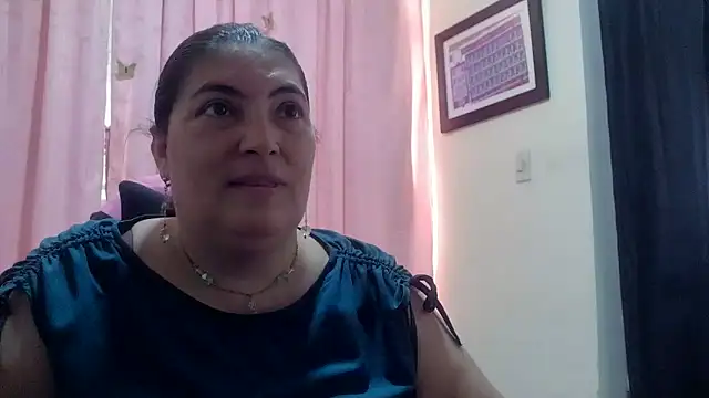 Snapshot of lina_maria99 chatting on 05/19/26, 05:08 lina maria99 online show from 05/19/26, 05:08