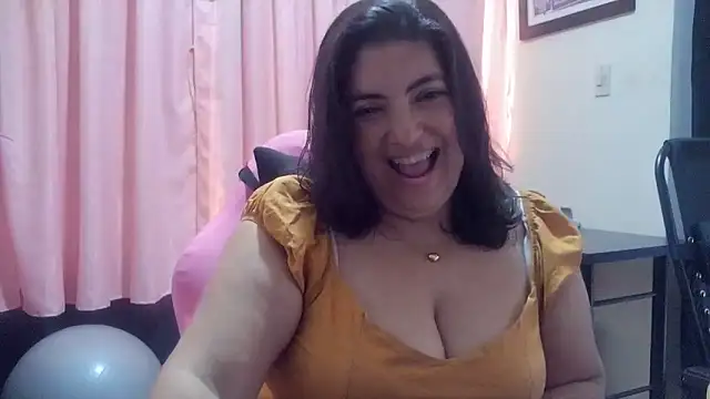 lina maria99 online show from 06/20/26, 07:38