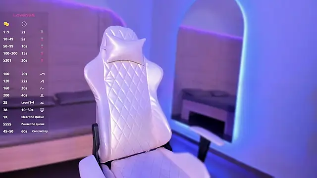 HannahMontgomery online show from 01/14/26, 05:18