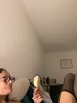 Chris06d22xh online show from 09/18/25, 06:32