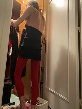 Chris06d22xh online show from 10/30/25, 08:09