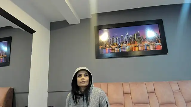 Snapshot of CharlotteCottin chatting on 07/10/26, 11:13 CharlotteCottin online show from 07/10/26, 11:13