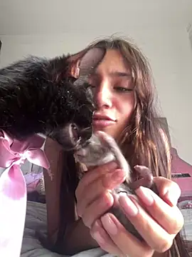 Snapshot of LisaGoddes chatting on 04/03/26, 07:45 LisaGoddes online show from 04/03/26, 07:45