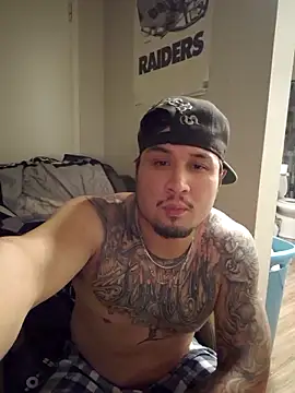 Snapshot of realdeep559 chatting on 09/25/25, 08:18 realdeep559 online show from 09/25/25, 08:18