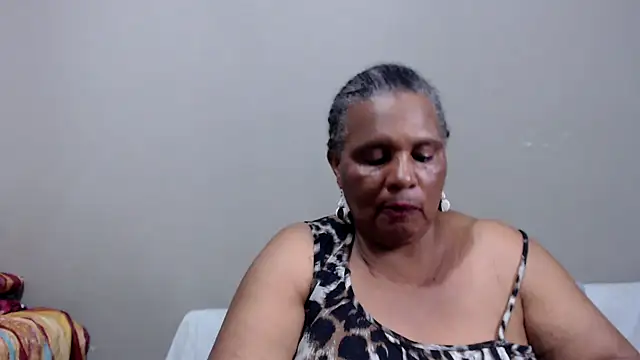 GrandBustyMelon online show from 04/14/26, 06:58