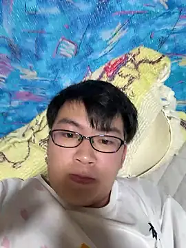 Snapshot of hiromu53 chatting on 10/19/25, 11:11 hiromu53 online show from 10/19/25, 11:11