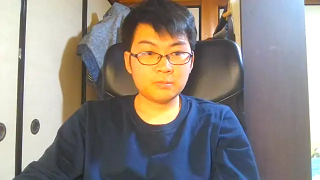 Snapshot of hiromu53 chatting on 04/03/26, 02:37 hiromu53 online show from 04/03/26, 02:37